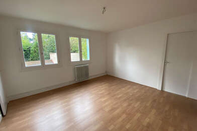 Appartement 4 pièces 1007 €