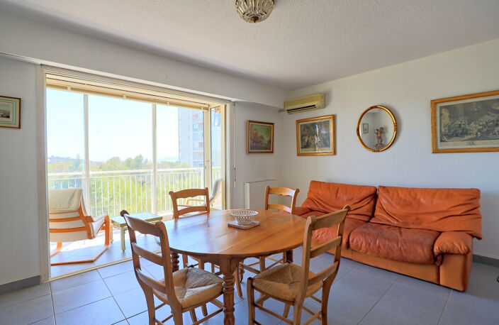M2316 - SAINT RAPHAEL - Les Hauts de Valescure - Appartement T3 - Terrasse - Parking — photo 3