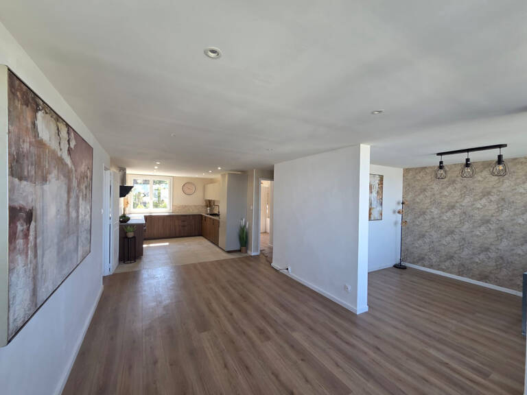 APPARTEMENT - 120 m2 - T6 - 13009 - 83 Bld du Redon — photo 1