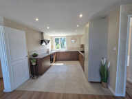 APPARTEMENT - 120 m2 - T6 - 13009 - 83 Bld du Redon — photo 2