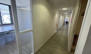 Bureau  271 m² à louer à Tours (37000)