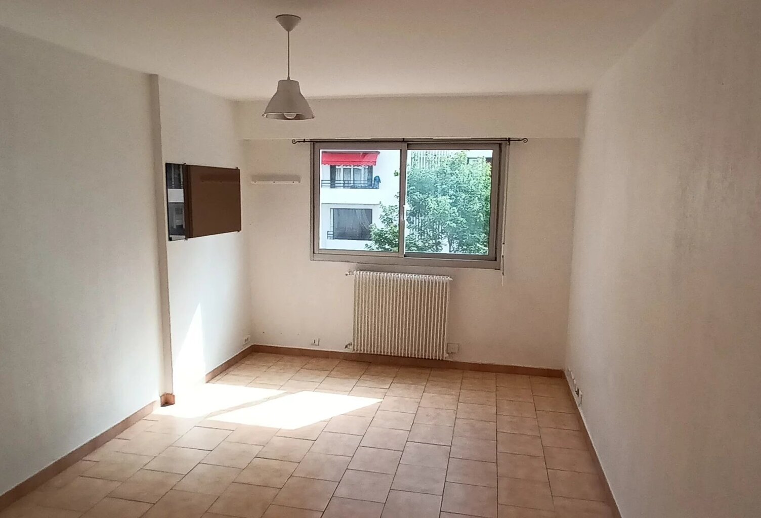 NICE MADELEINE - GRAND STUDIO de 35 m² — photo 1