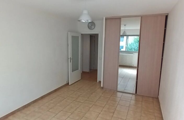 NICE MADELEINE - GRAND STUDIO de 35 m² — photo 2