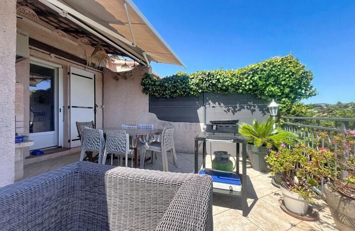 VENTE - FREJUS - TOUR DE MARE - MAISON  4 PIECES 99M2 AVEC GARAGE — photo 3