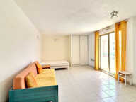 VENTE EN EXCLUSIVITE - PORT FREJUS - STUDIO AU PIED DES PLAGES AVEC PARKING — photo 3