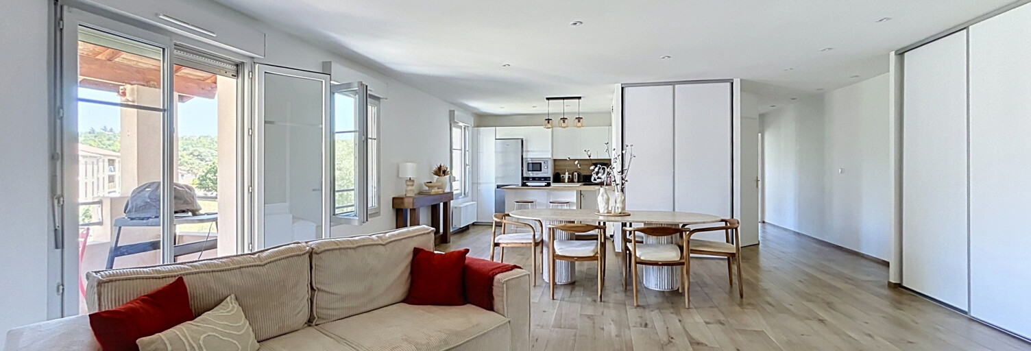 Appartement 3 Pièces 84 m² à vendre à Porte des Pierres Dorées (69400)
