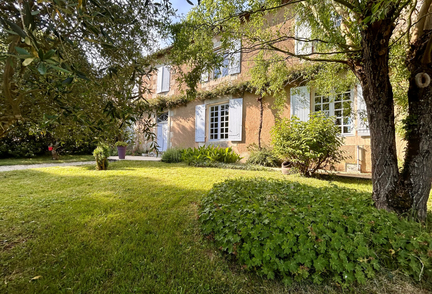 PROPRIETE - AUX PORTES DE POITIERS SUD — photo 1
