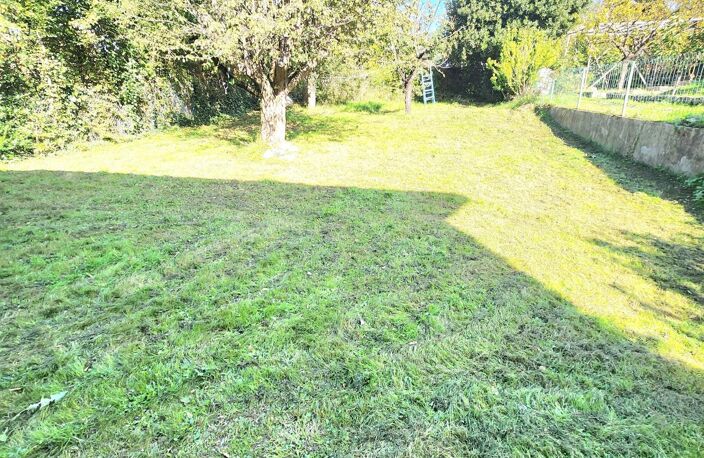 MAISON T5 SUR 307m2 TERRAIN — photo 2