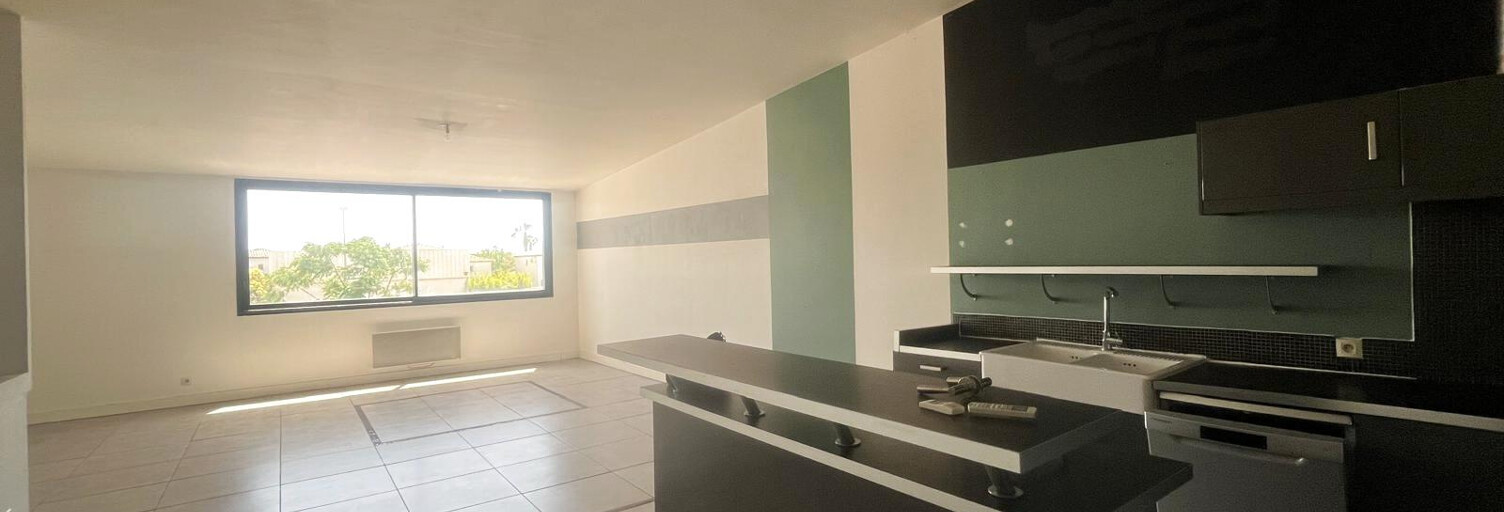 Immeuble  100 m² à vendre à Aigues-Mortes (30220)