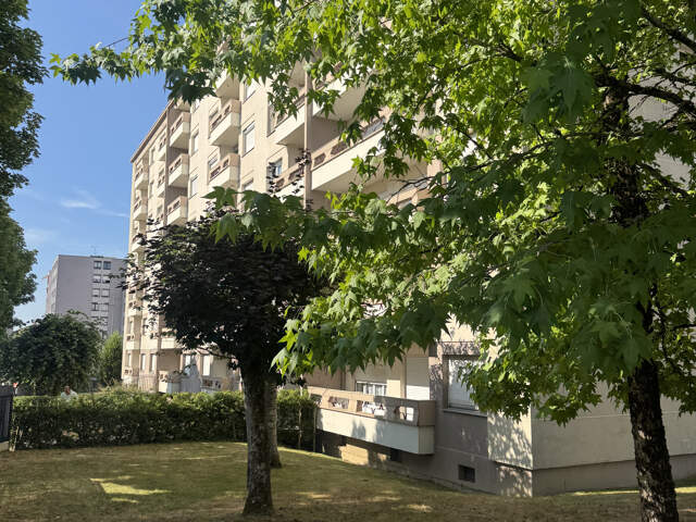 Appartement Type 5 secteur Renoir — photo du bien