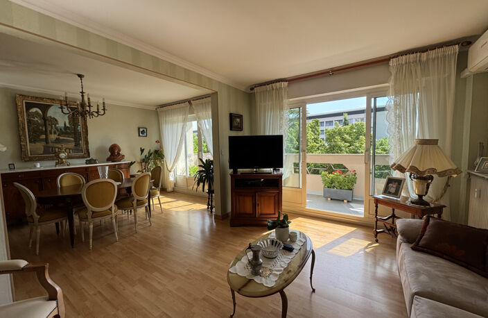 Appartement Type 5 secteur Renoir — photo 2