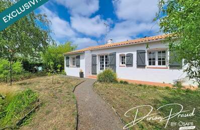 Maison 2 chambres sur 586 m² de terrain — photo du bien