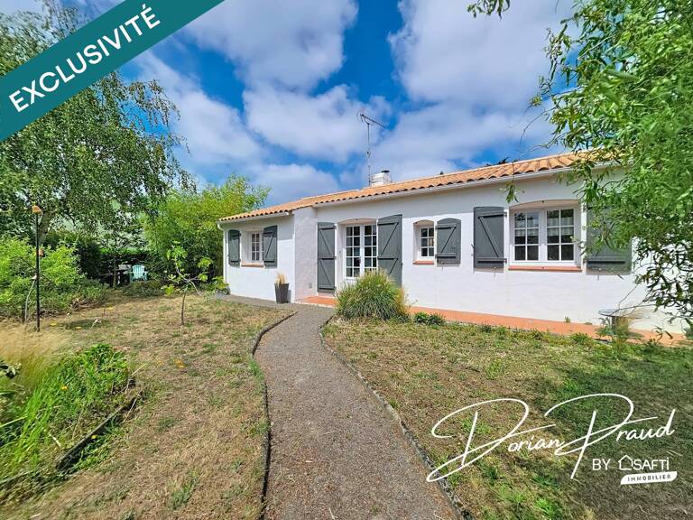 Maison 2 chambres sur 586 m² de terrain — photo 1