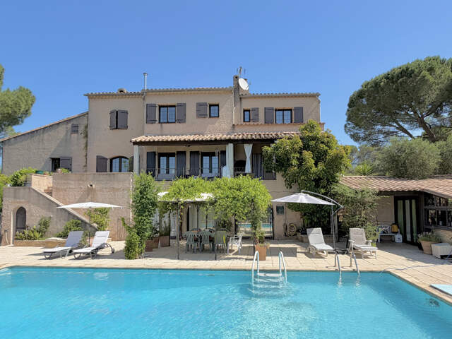Maison d’architecte avec vue dominante, piscine et dépendances   Proche Vézénobres — photo du bien