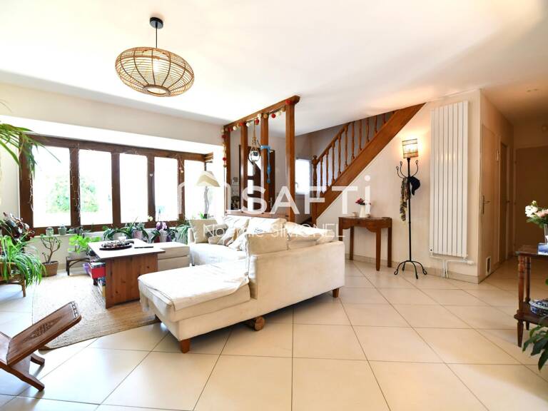 Grande et belle maison familiale à découvrir sans tarder ! — photo 1
