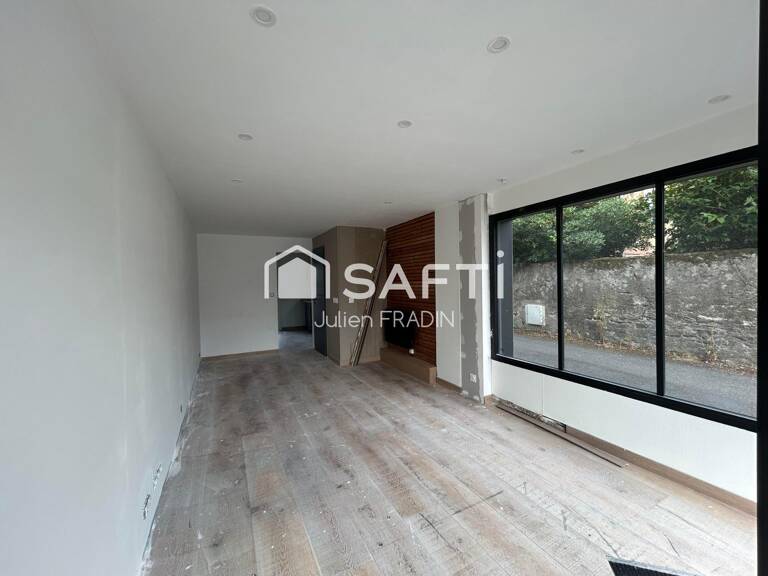 Local commercial / bureau de 30 m² - centre-bourg. — photo 1