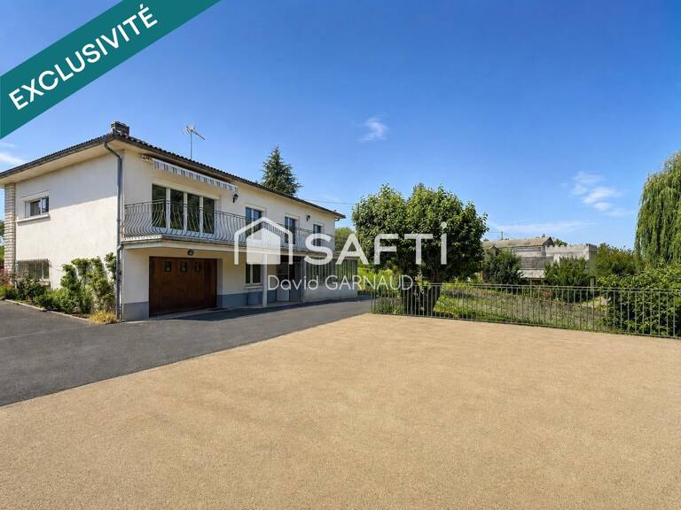 Maison familiale avec dépendances, grand sous-sol et jardin arboré — photo 1