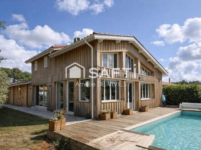 Villa 5 chambres - piscine - 5min de la plage — photo du bien
