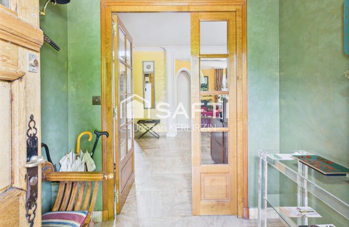 Maison de Prestige avec 6 chambres + maison de 35m² sur un terrain de 10040m². — photo 5