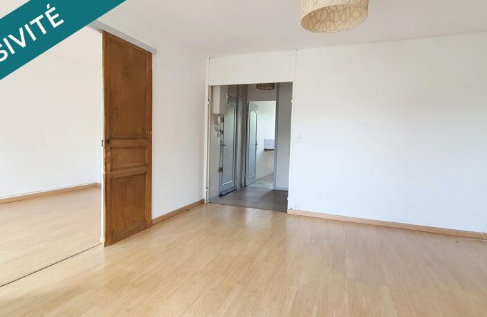 APPARTEMENT LUMINEUX ET SPACIEUX , QUARTIER AGREABLE , COMMERCES À PROXIMITÉ . — photo 2