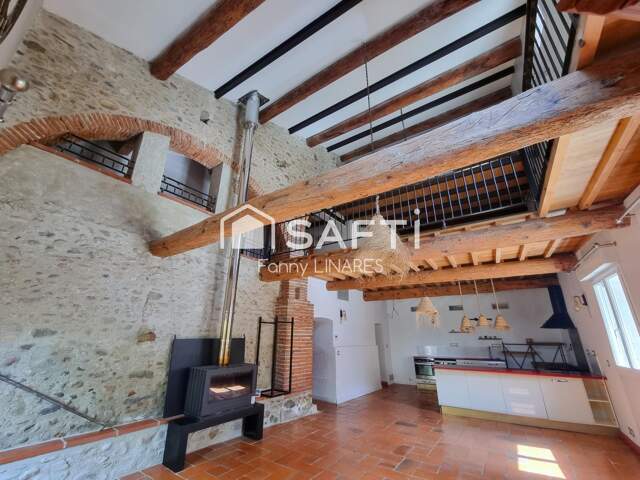 Cachet, grands volumes, confort, extérieur — photo du bien