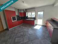 Et si votre prochain achat était bien plus qu'une maison ? Découvrez un ensemble immobilier rare alliant confort, espace et fort potentiel de rentabilité dans un cadre privilégié. — photo 3