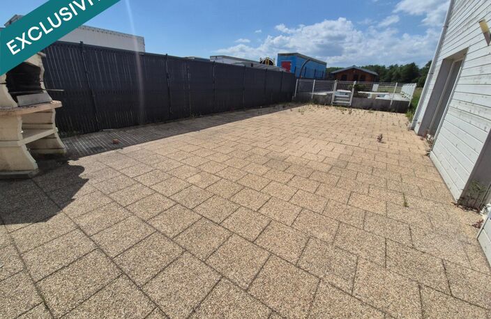 Et si votre prochain achat était bien plus qu'une maison ? Découvrez un ensemble immobilier rare alliant confort, espace et fort potentiel de rentabilité dans un cadre privilégié. — photo 4