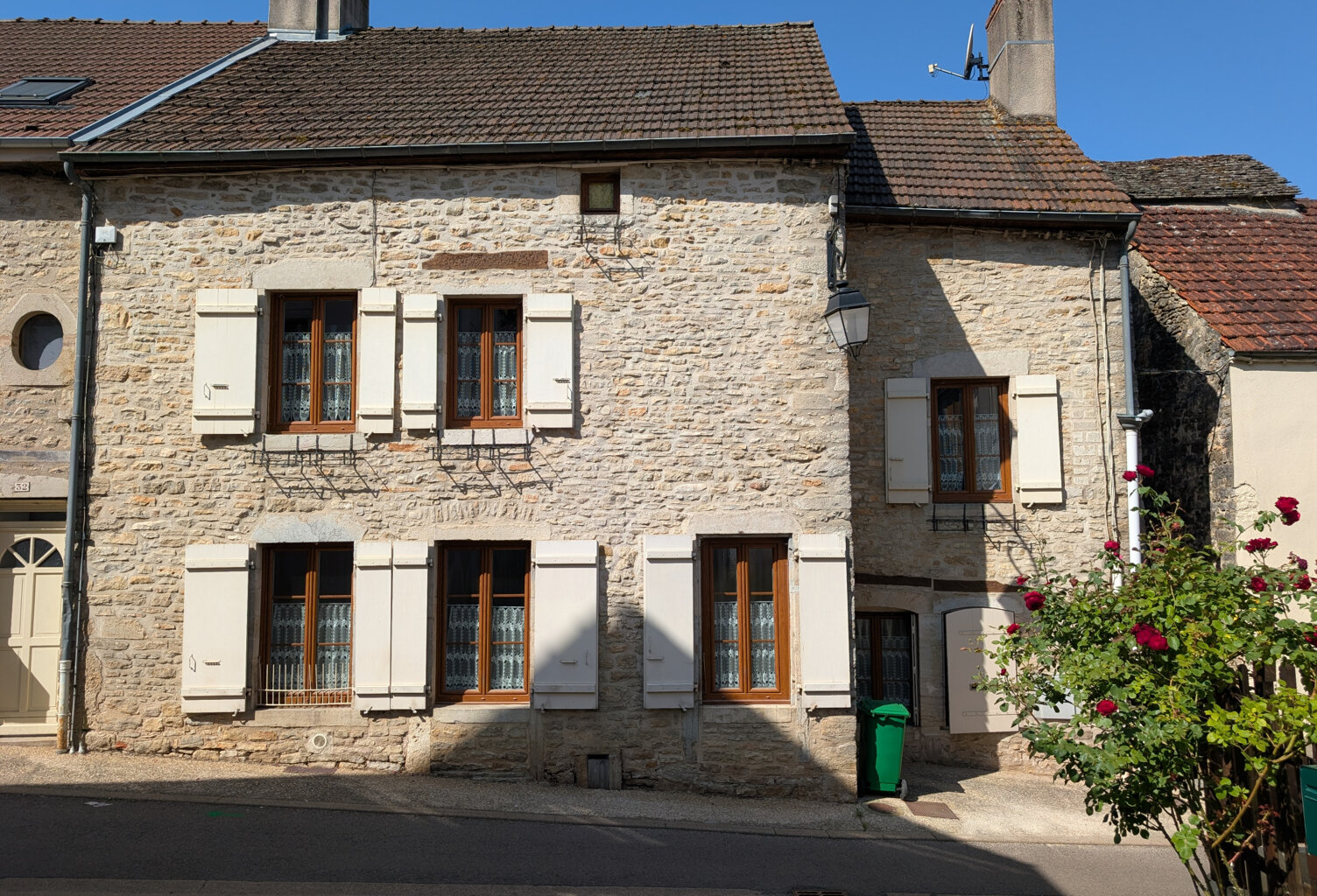 Grande maison de 179 m2 avec ascenseur privatif   Bligny-sur — photo 1