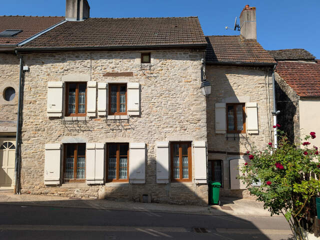 Grande maison de 179 m2 avec ascenseur privatif   Bligny-sur — photo du bien