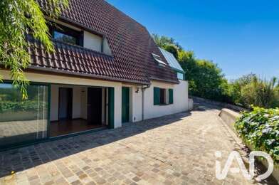 Maison 5 pièces 300000 €