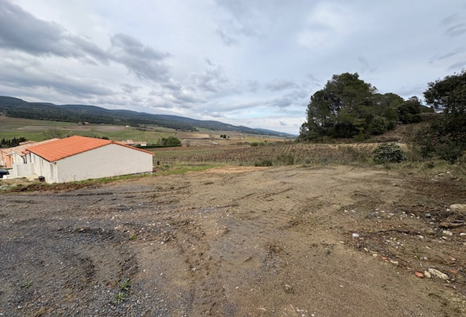Terrain constuctible avec vue — photo 1