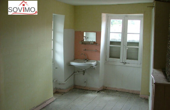 IMMEUBLE A INVESTISSEMENT LOCATIF : 2 APPTS + 1 LOCAL COMMER — photo 5