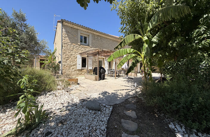 Mas en pierres - 200m2 habitables - 6 chambres - piscine - p — photo 2