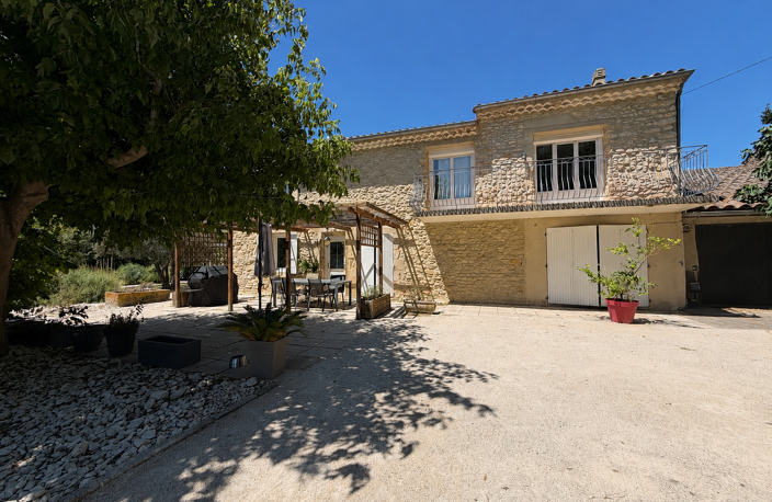 Mas en pierres - 200m2 habitables - 6 chambres - piscine - p — photo 3