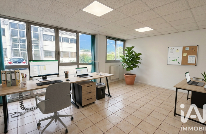 Vente Boutique/Local commercial 148 m&sup2; — photo 2