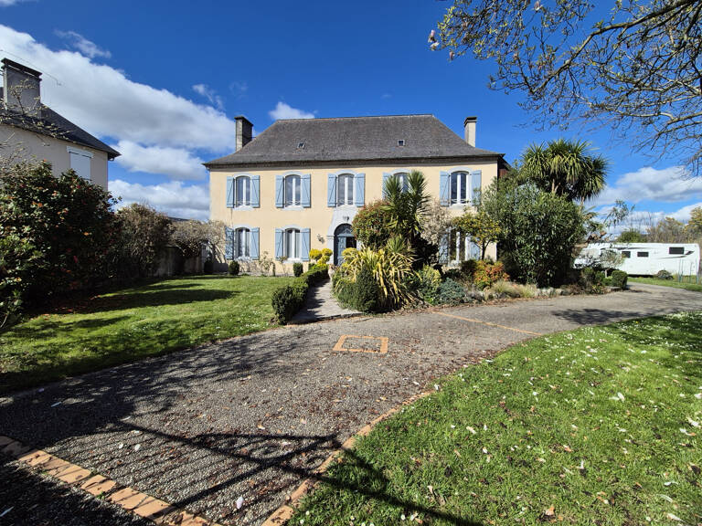 Maison de caractère du XVIIIe siècle   162 m2   Terrain 1 1 — photo 1