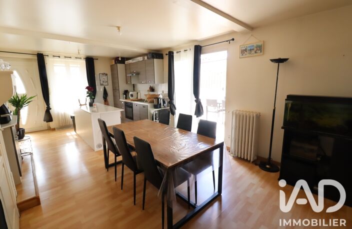 Vente Maison de ville 4 pièces — photo 2
