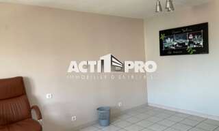 Bureau  113 m² à louer à Perpignan (66000)