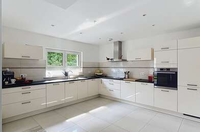 Maison 5 pièces 399000 €