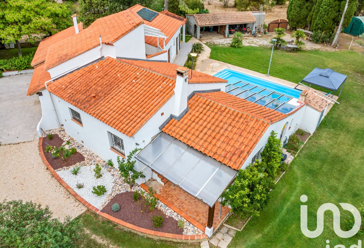 Vente Maison/villa 8 pièces — photo 1