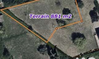 Terrain  881 m² à vendre à Alba-la-Romaine (07400)