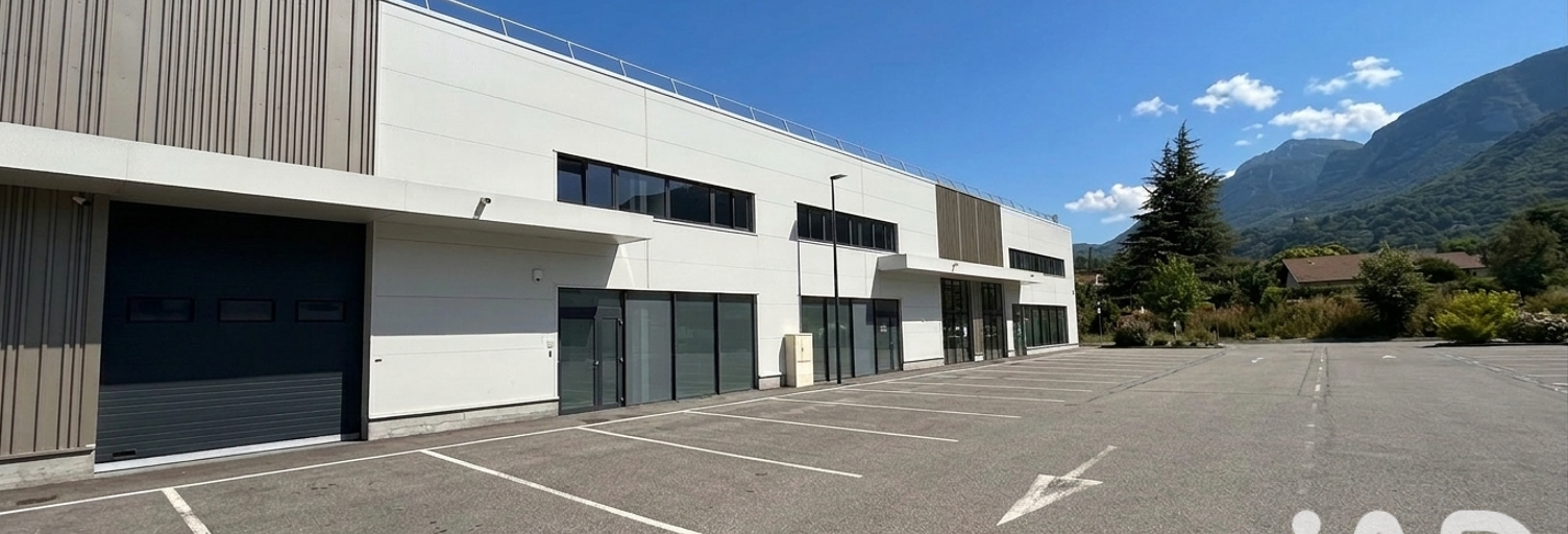 Commerce  1181 m² à vendre à Voreppe (38340)
