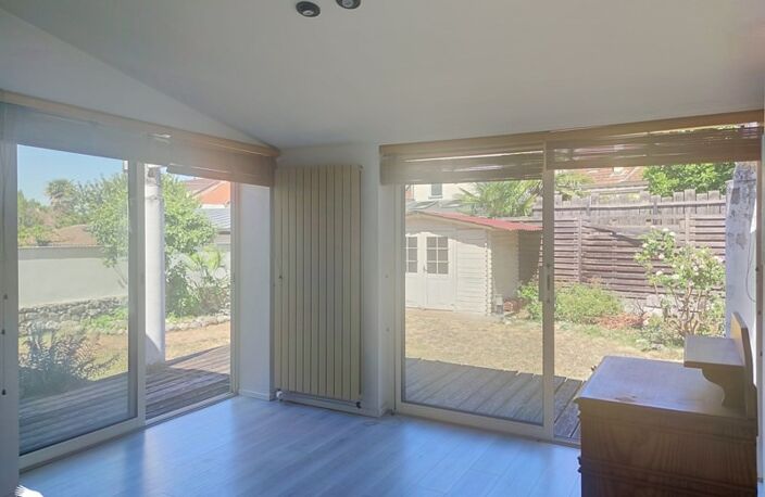 Maison de ville de 8 pièces principales — photo 2