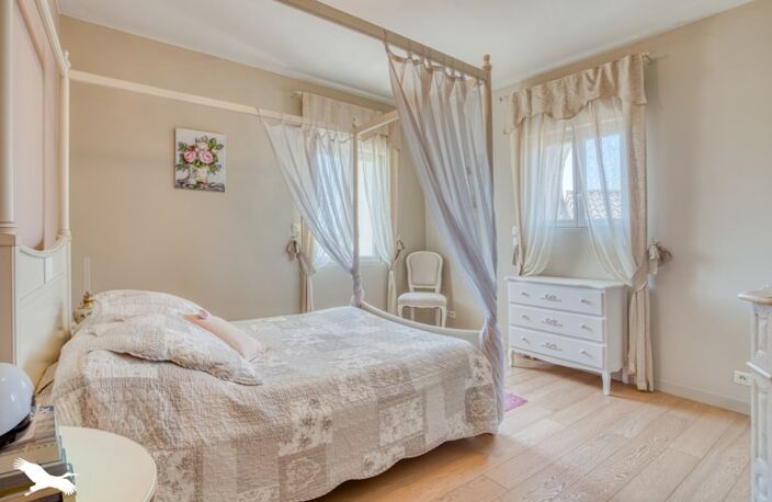 Maison en pierre de 8 pièces principales — photo 5