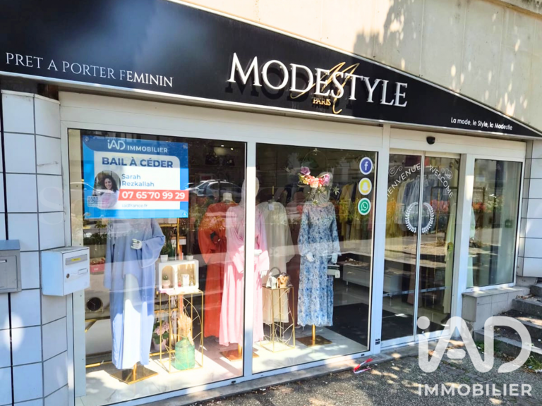 Vente Local commercial 70 m&sup2; — photo 1
