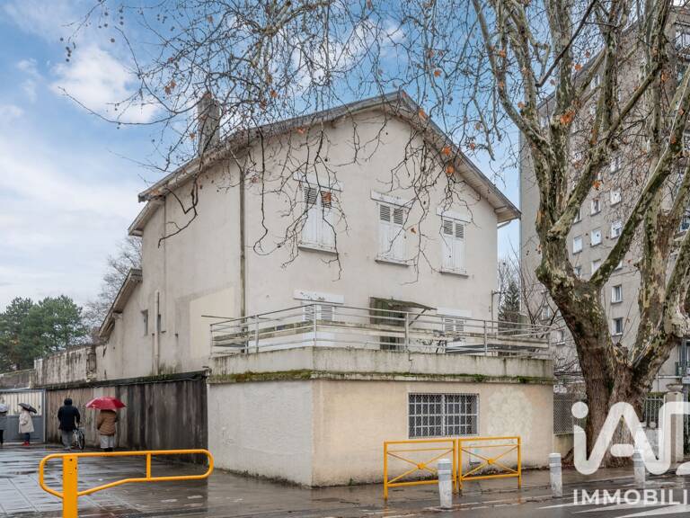 Vente Maison/villa 10 pièces — photo 1