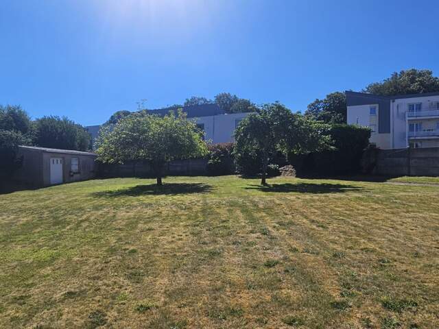 Vente Terrain à bâtir 600 m&sup2; — photo du bien