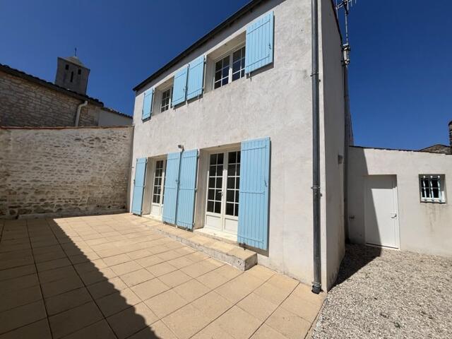 Maison proposé à Saint-Romain-de-Benet