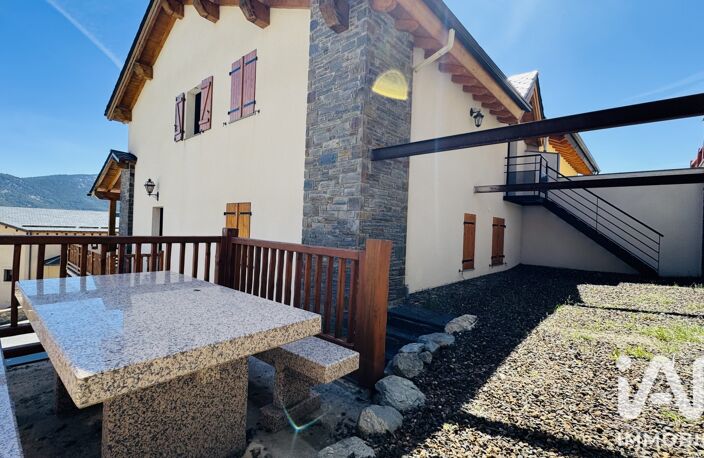 Vente Maison/villa 7 pièces — photo 2