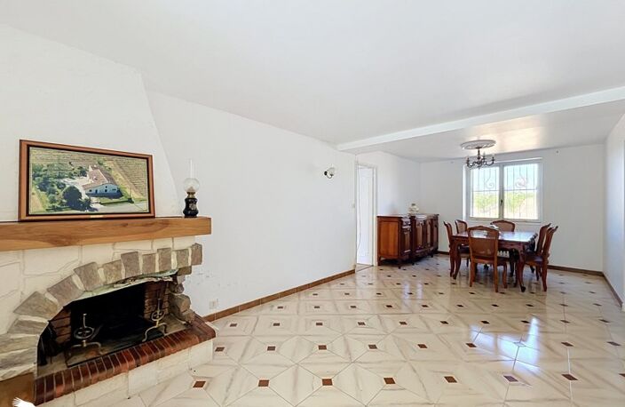 Maison en pierre de 6 pièces principales — photo 2
